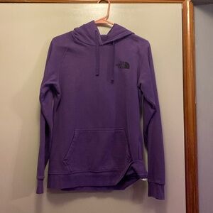 Woman’s North Face hoodie size small